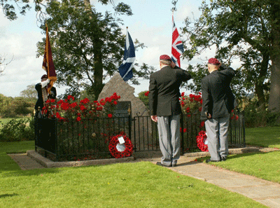 [ Remembrance Service by The Newark Branch of The Parachute Regimental Association ]